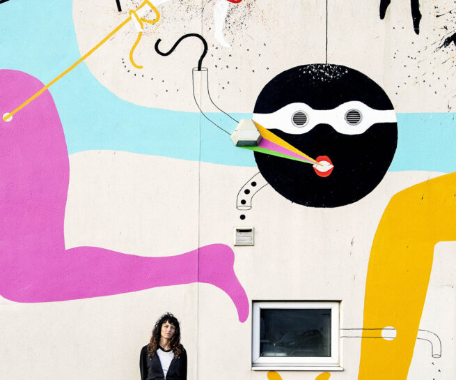 Los Triscolores Contra-atacan, 7.5 x 22 m. Lookup Portsmouth 2024, artist portrait